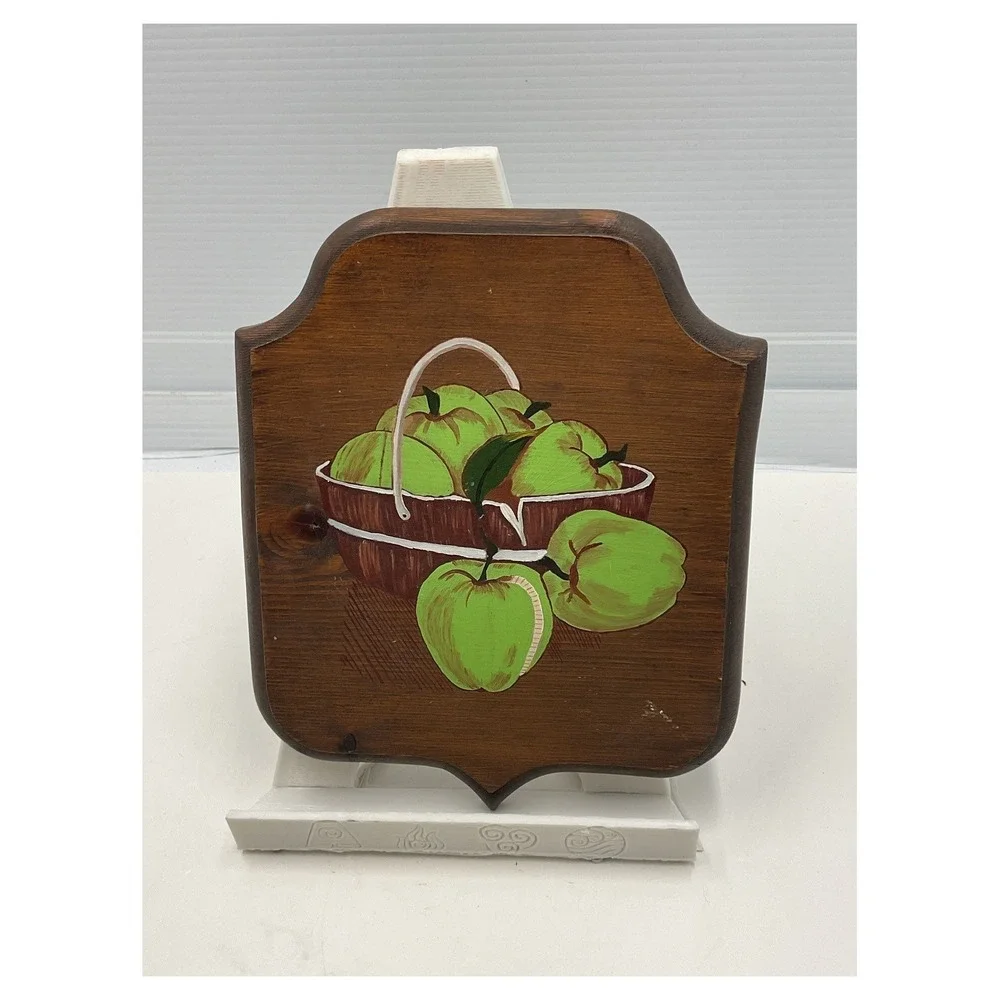 Vintage Wooden Kitchen Plaque with Apple Basket Design